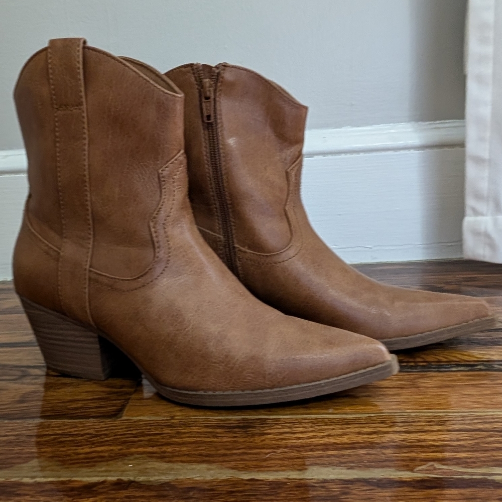 Women's Western Ankle Boot